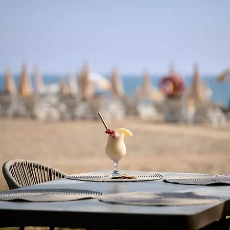 Elysee Beach Hotel-3